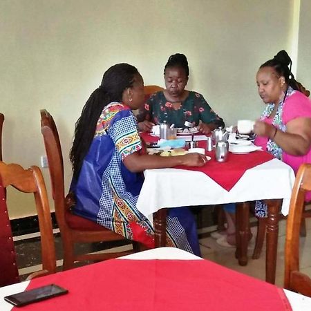 Bomen Hotel Isiolo Kültér fotó