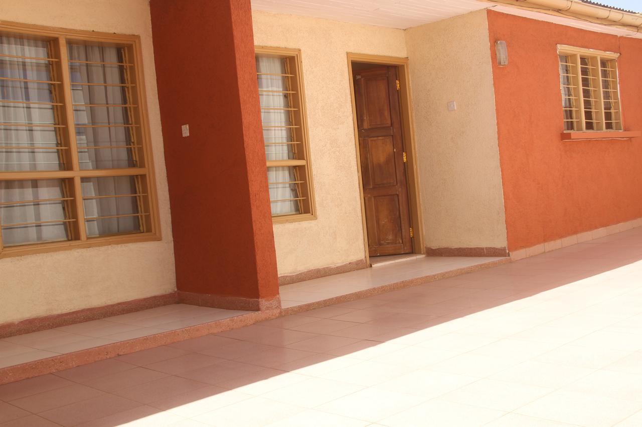 Bomen Hotel Isiolo Kültér fotó