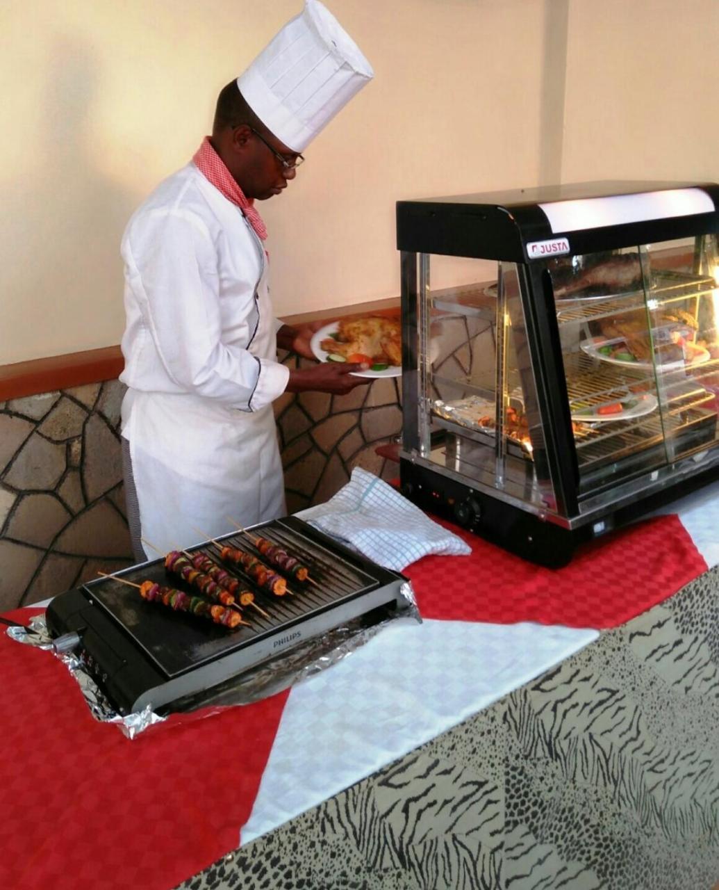 Bomen Hotel Isiolo Kültér fotó