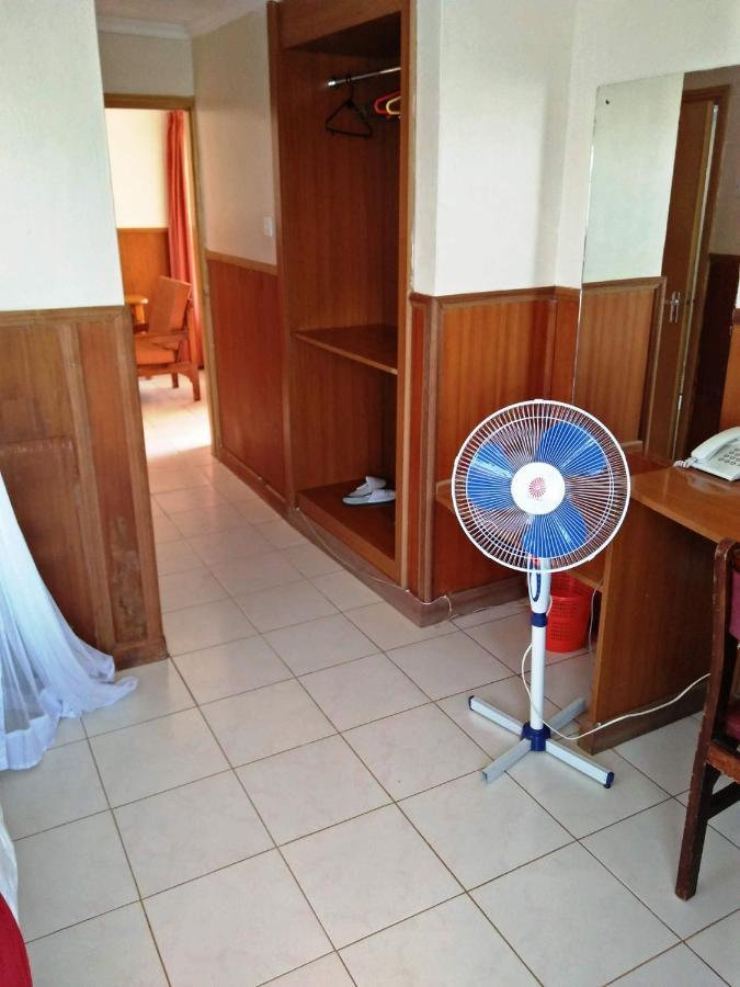 Bomen Hotel Isiolo Kültér fotó
