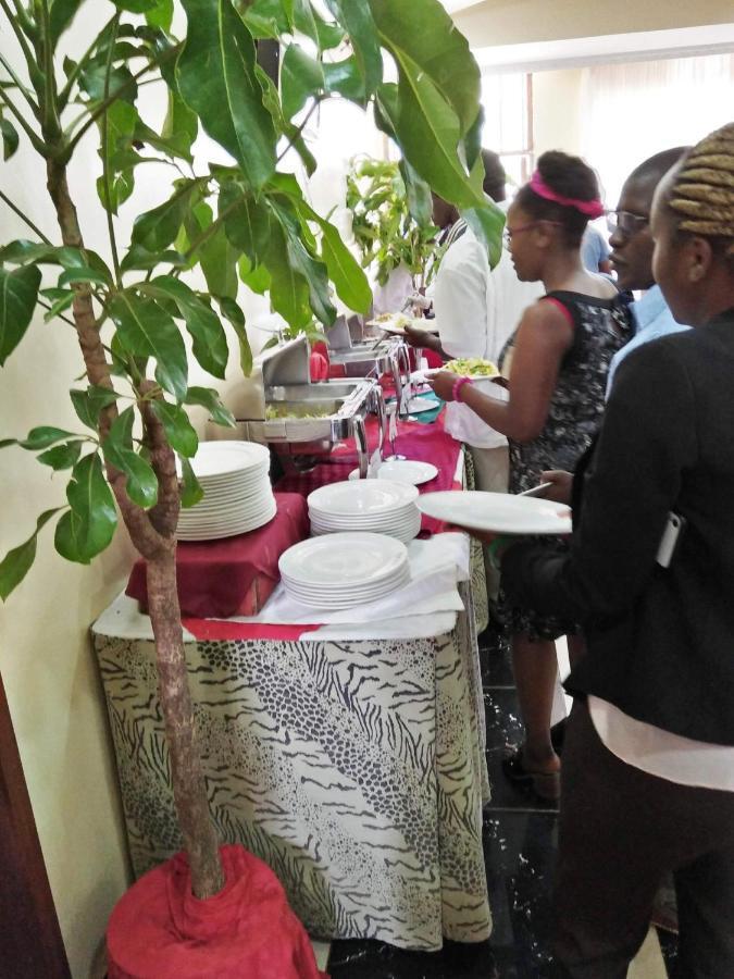 Bomen Hotel Isiolo Kültér fotó